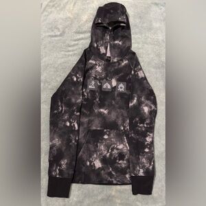 All in Motion Sweater Size L